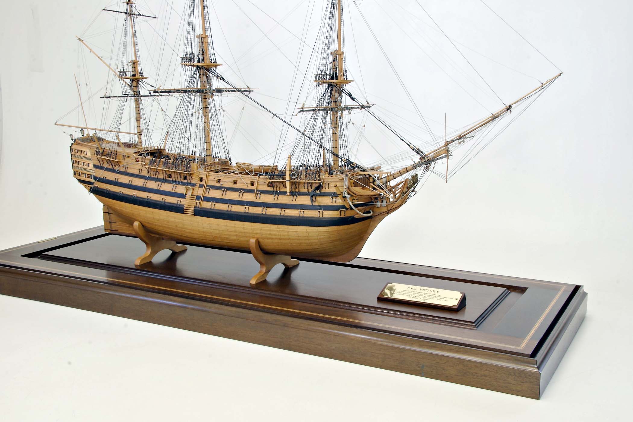 Ship Models, Custom Models, Restoration, Appraisals, Custom Display Units Victory, HMS